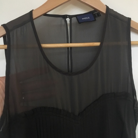 Mixed media dress - Picture 3 of 4